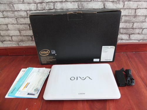 Vaio Slim Fit SVF14-212SGW White Core i3 | Jual Beli Laptop Surabaya