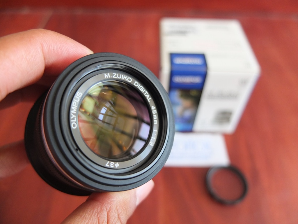 Jual Beli Laptop Kamera | surabaya | sidoarjo | malang | gersik | krian | Lensa Olympus Zuiko 45mm F1.8