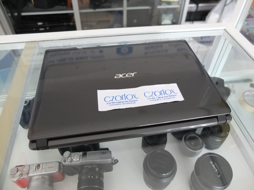 Jual Beli Laptop Kamera | surabaya | sidoarjo | malang | gersik | krian | Acer E1-451G