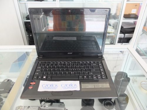 Acer Gaming E1-451G Quad Core A8-4500 | Jual Beli Laptop Surabaya