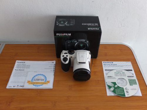 Fujifilm FinePix S4800 Zoom 30x