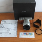 Fujifilm X-A10 Lensa 16-50mm Flip Screen