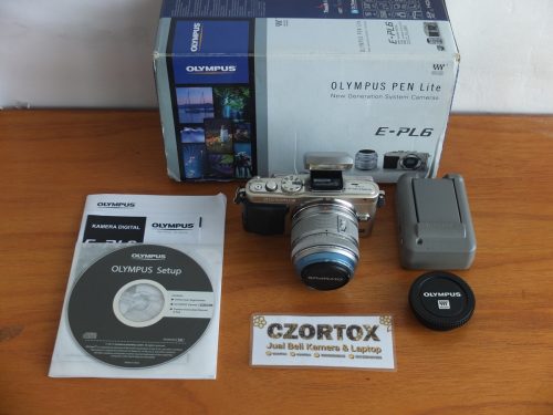 Olympus E-PL6 Lensa 14-42 mm Touchscreen
