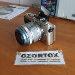 Olympus E-PL6 Lensa 14-42 mm Touchscreen