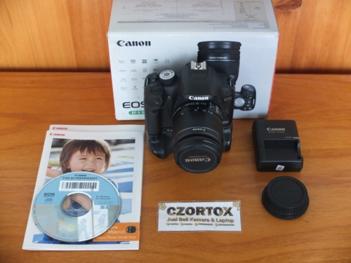 Canon 500D Kit 18-55mm Bonus Battery Grip