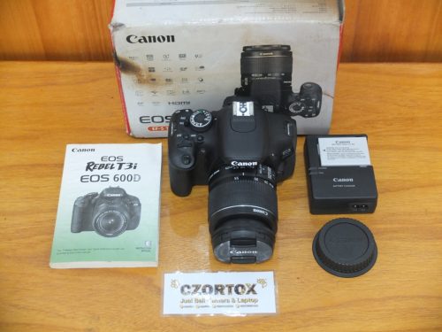 Canon 600D Lensa EF-S 18-55 Sc 15.xxx