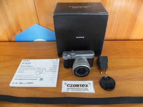 Fujifilm X-A20 Lensa 15-45mm