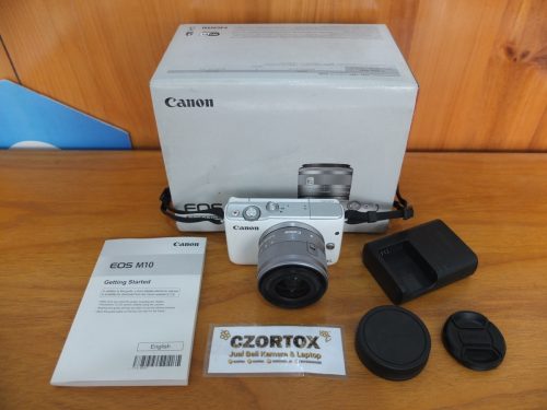 Canon M10 Lensa 15-45mm Flip WIFI