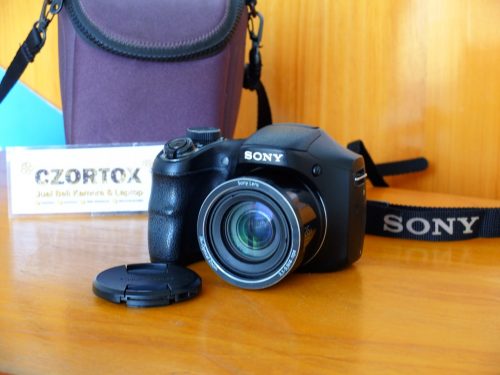 Sony Cybershot DSC H-200 Hitam