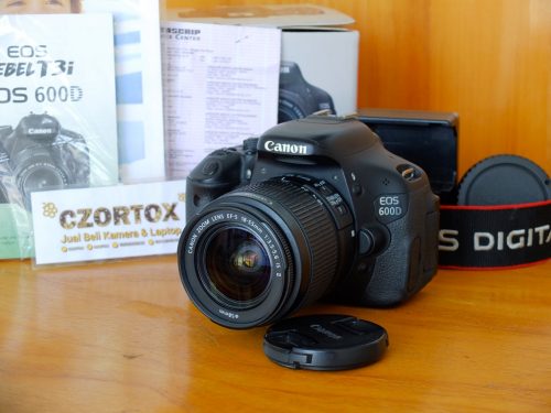 Canon EOS 600D Kit EF-S 18-55 IS II