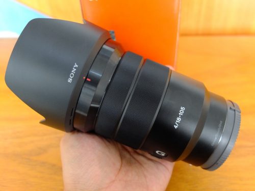 Lensa Sony E PZ 18-105mm F4 G OSS