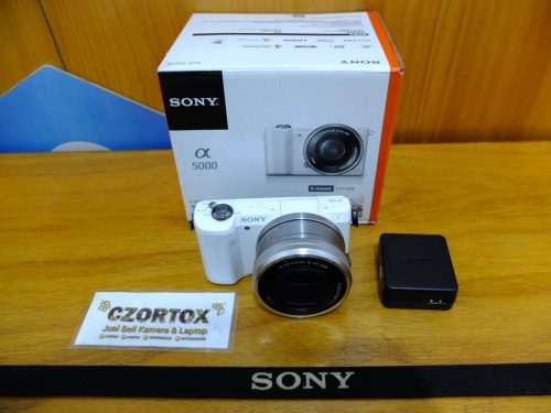 Sony A5000 Lensa 16-50mm