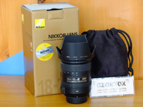 Nikon AF-S 18-200mm f3.5-5.6G ED DX VR II