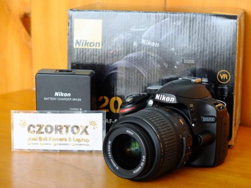 Nikon D3200 Kit 18-55mm VR