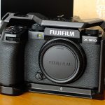 Fujifilm X-S10 Body Only Bonus SmallRig
