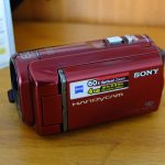 Sony Handycam DCR-SX40 (4GB Built-in Flash Memory)