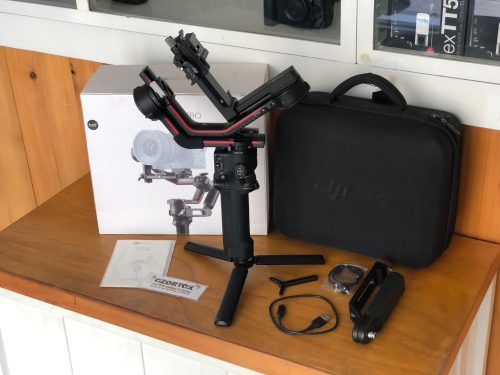 DJI RS 3 Pro Gimbal Stabilizer