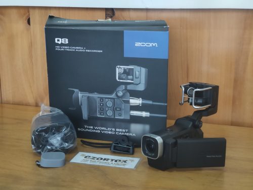 Zoom Q8 Handy Video Recorder