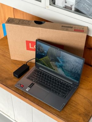 Lenovo IdeaPad Slim 3 14ABR8 Ryzen 5 7530U Ram 8GB SSD 512GB 14 inch FHD