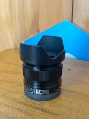 Sony E 35mm f/1.8 OSS Lens