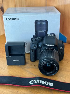 Canon EOS 700D Kit 18-55mm STM